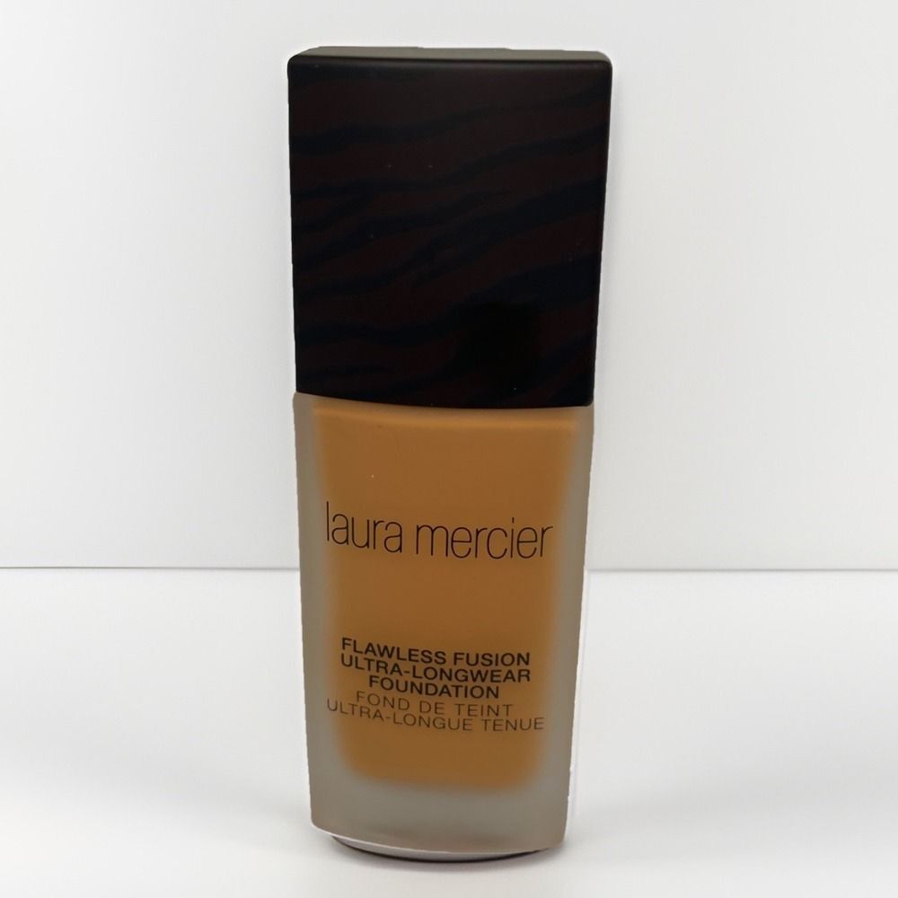 NWOB Laura Mercier Flawless Fusion Ultra-Longwear Foundation 1 oz 4C1 Praline